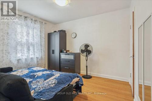 308 Mineola Road E, Mississauga, ON - Indoor Photo Showing Bedroom