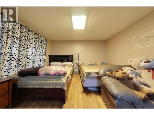 1237 32Nd  S Avenue, Erickson, BC - Indoor Photo Showing Bedroom