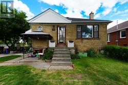 30 SILVERCREST AVENUE  Toronto, ON M8W 2S4