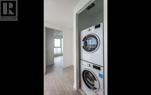 6103 - 5 Buttermill Avenue, Vaughan, ON - Indoor Photo Showing Laundry Room