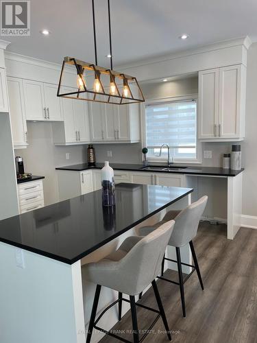 7 Nipigon Street, Kawartha Lakes (Fenelon Falls), ON - Indoor Photo Showing Dining Room