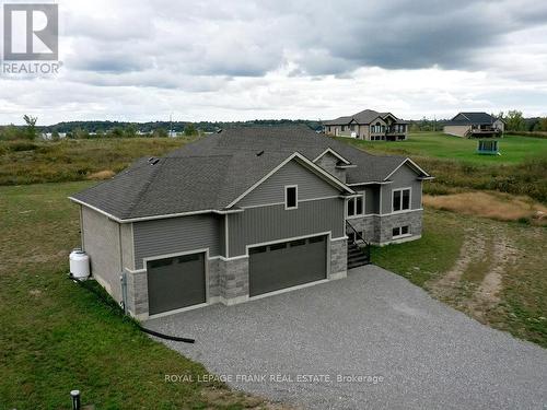 7 Nipigon Street, Kawartha Lakes (Fenelon Falls), ON - Outdoor