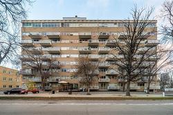 102 71 Roslyn Road  Winnipeg, MB R3L 0G2