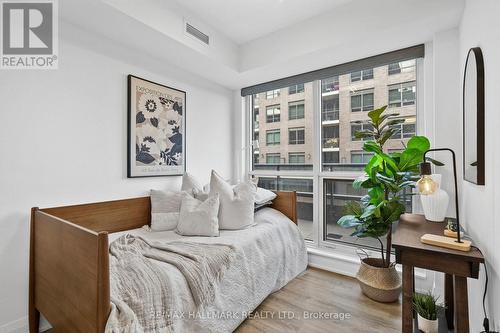 409 - 10 Gibbs Road, Toronto, ON - Indoor Photo Showing Bedroom
