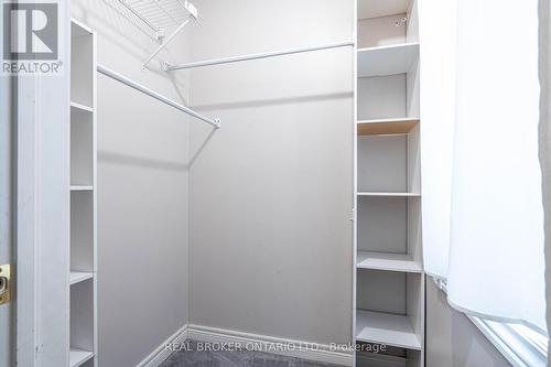 126 Mowat Crescent, Halton Hills, ON - Indoor With Storage