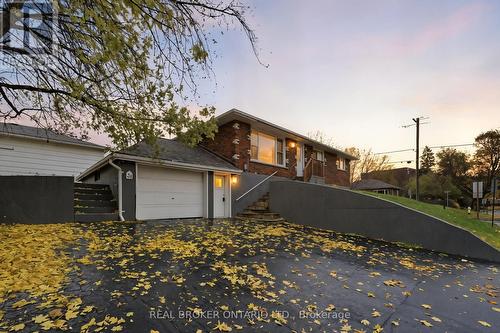 31 Oakwood Avenue, Norfolk, ON - Outdoor