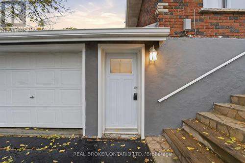 31 Oakwood Avenue, Norfolk, ON - Outdoor With Exterior