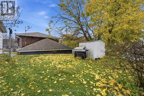 31 Oakwood Avenue, Norfolk, ON - Outdoor