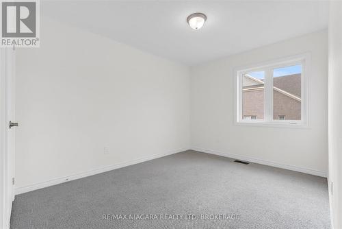 Bedroom - 25 Oriole Crescent, Port Colborne (Main Street), ON - Indoor Photo Showing Other Room