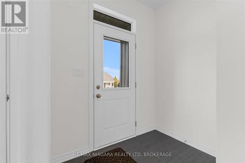 Side Entrance - 25 Oriole Crescent, Port Colborne (Main Street), ON - Indoor Photo Showing Other Room