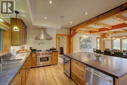 8429 Poplar Sideroad, Clearview, ON - Indoor Photo Showing Kitchen With Double Sink