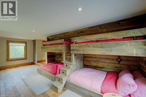 8429 Poplar Sideroad, Clearview, ON - Indoor Photo Showing Bedroom