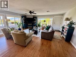 *Furniture has now been removed - 