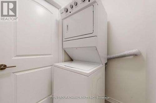 18 Copeman Avenue, Brantford, ON - Indoor Photo Showing Laundry Room