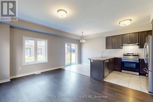 18 Copeman Avenue, Brantford, ON - Indoor Photo Showing Kitchen