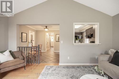 1213 Corsica Avenue, Oshawa (Eastdale), ON - Indoor Photo Showing Living Room