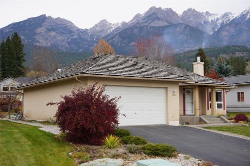 4887 Glen Eagle Drive, Fairmont Hot Springs, BC - Outdoor