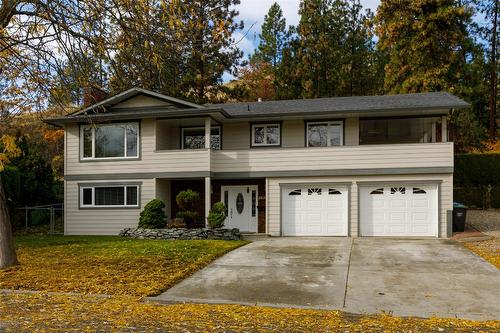 1831 Upland Avenue, Kelowna, BC - Outdoor With Facade