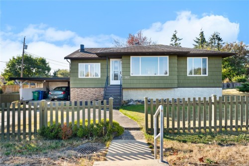 561 Fourth St, Nanaimo, BC 
