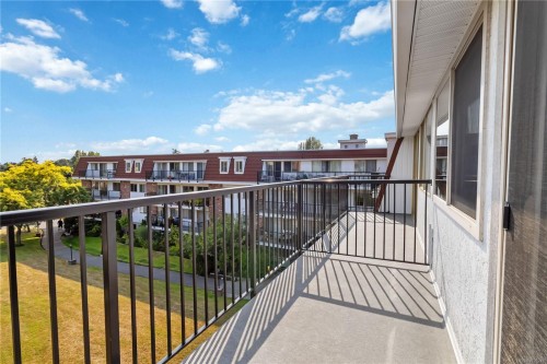 304-1680 Poplar Ave, Saanich, BC - Outdoor With Balcony With Exterior
