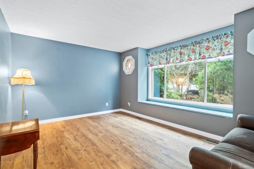 647 Tamarack Dr, Qualicum Beach, BC 