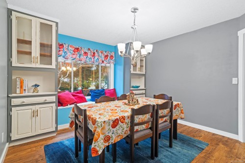 647 Tamarack Dr, Qualicum Beach, BC 