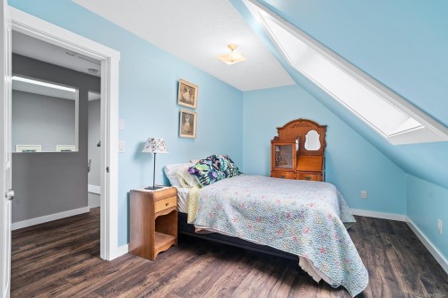 647 Tamarack Dr, Qualicum Beach, BC 