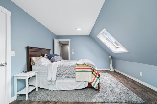 647 Tamarack Dr, Qualicum Beach, BC 