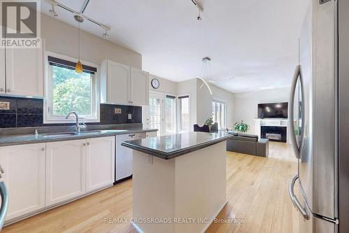 63 Baynards Lane, Richmond Hill, ON - Indoor Photo Showing Kitchen With Fireplace