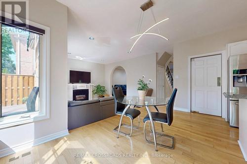 63 Baynards Lane, Richmond Hill, ON - Indoor