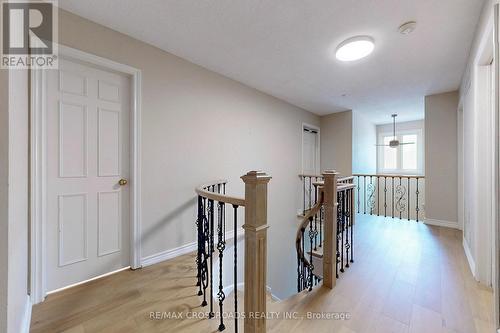63 Baynards Lane, Richmond Hill, ON - Indoor Photo Showing Other Room