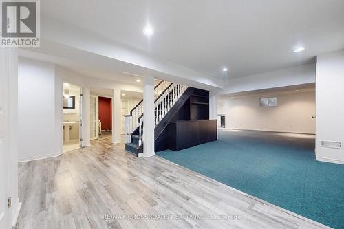 63 Baynards Lane, Richmond Hill, ON - Indoor Photo Showing Other Room