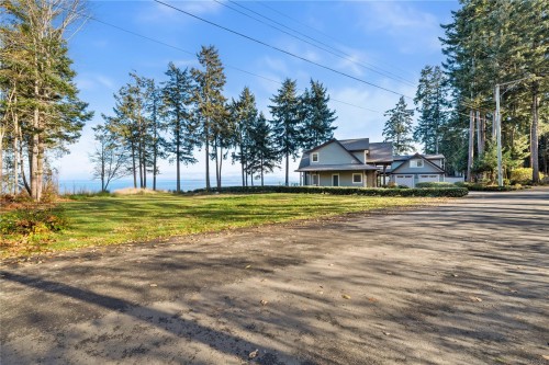 3983 Appian Way, Campbell River, BC 