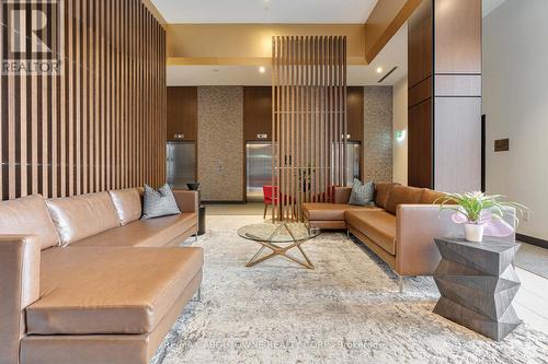 A1205 - 125 Bronte Road, Oakville, ON - Indoor Photo Showing Other Room