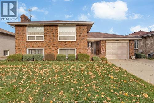 2816 Langlois Court, Windsor, ON - Outdoor With Exterior