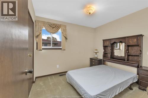 2816 Langlois Court, Windsor, ON - Indoor Photo Showing Bedroom
