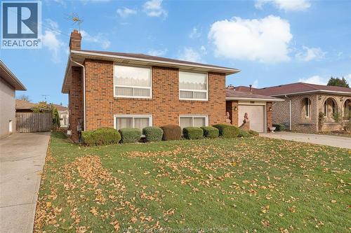 2816 Langlois Court, Windsor, ON - Outdoor