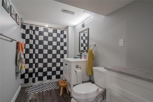 223 Main Street, Grunthal, MB - Indoor Photo Showing Bathroom