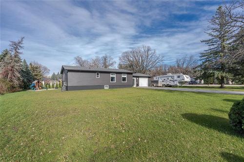 223 Main Street, Grunthal, MB - Outdoor