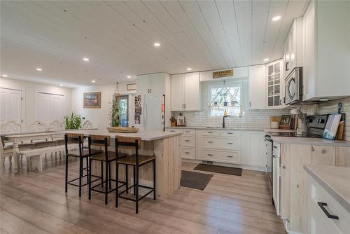 223 Main Street, Grunthal, MB - Indoor