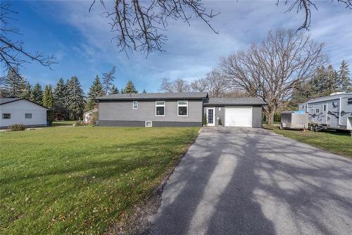 223 Main Street, Grunthal, MB - Outdoor