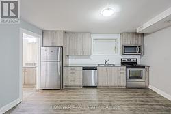 B02 - 814 GLENCAIRN AVENUE  Toronto, ON M6B 2A3