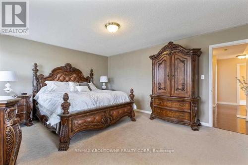 3875 Thomas Street, Mississauga, ON - Indoor Photo Showing Bedroom