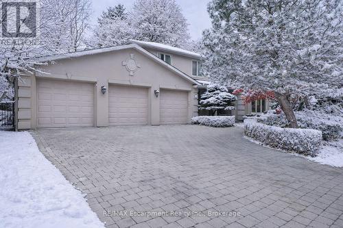 2372 Carrington Place, Oakville (Fd Ford), ON - Outdoor