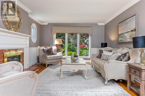 2372 Carrington Place, Oakville (Fd Ford), ON - Indoor Photo Showing Living Room With Fireplace