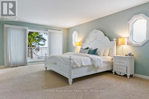 2372 Carrington Place, Oakville (Fd Ford), ON - Indoor Photo Showing Bedroom
