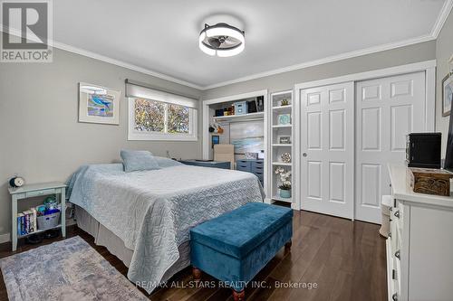 1565 Cherryhill Road, Peterborough (Monaghan Ward 2), ON - Indoor Photo Showing Bedroom