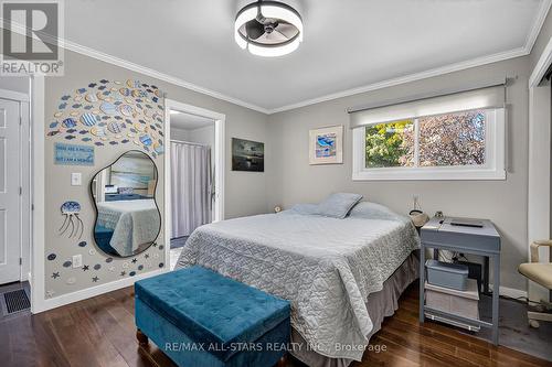 1565 Cherryhill Road, Peterborough (Monaghan Ward 2), ON - Indoor Photo Showing Bedroom