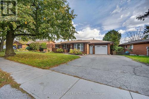 1565 Cherryhill Road, Peterborough (Monaghan Ward 2), ON - Outdoor With Facade