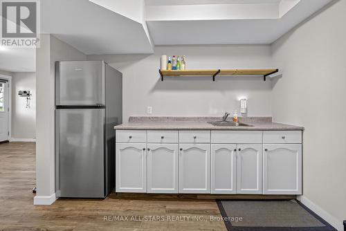 1565 Cherryhill Road, Peterborough (Monaghan Ward 2), ON - Indoor